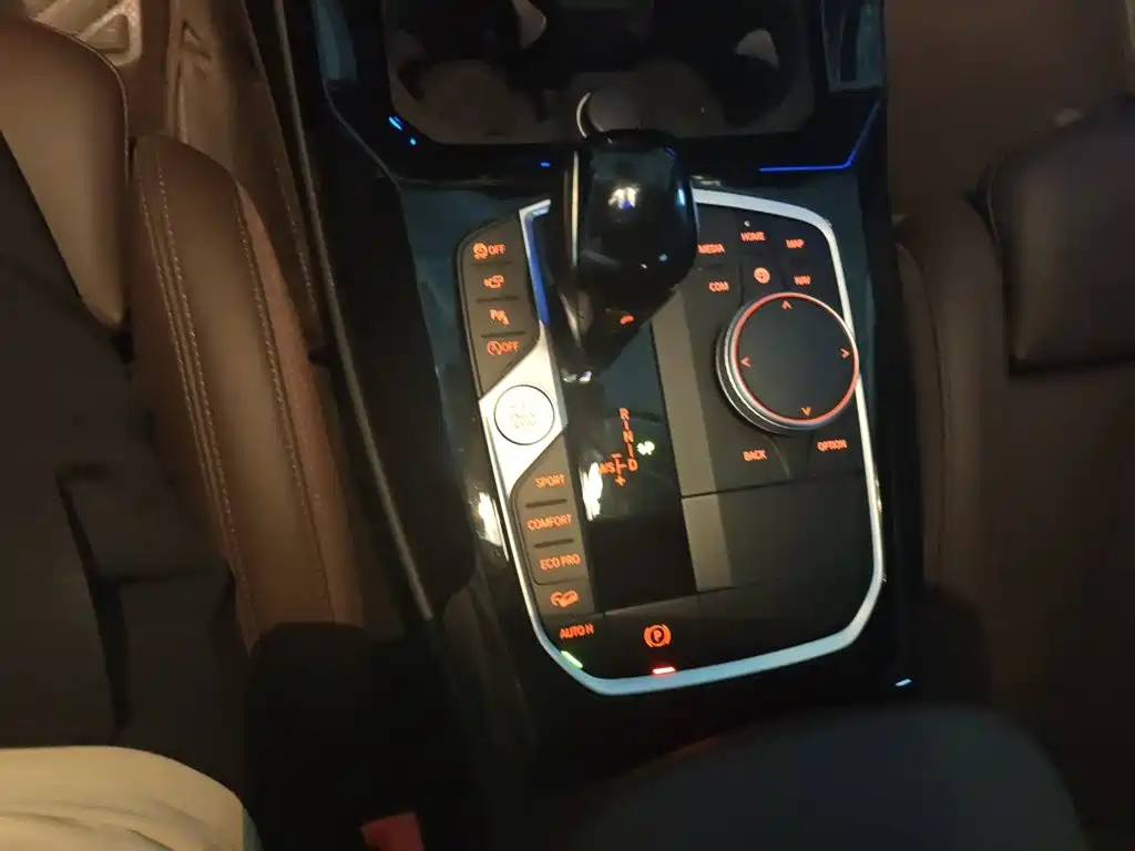 BMW X3 — миниатюра 10