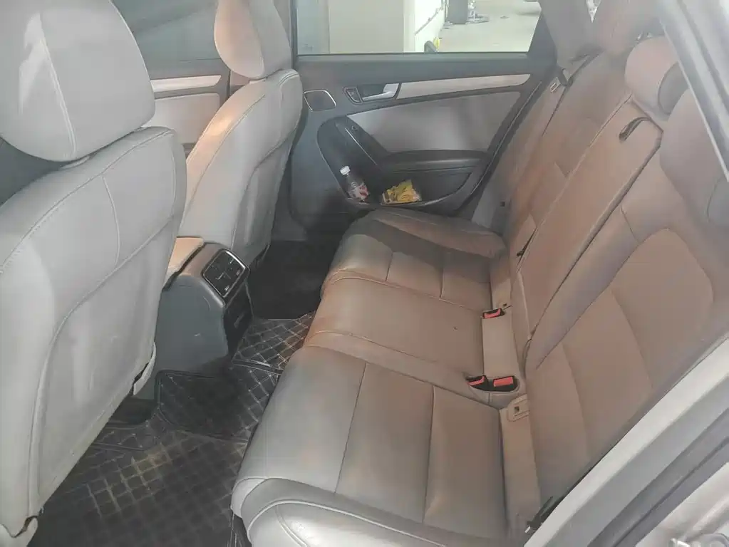 Audi A4L — миниатюра 5
