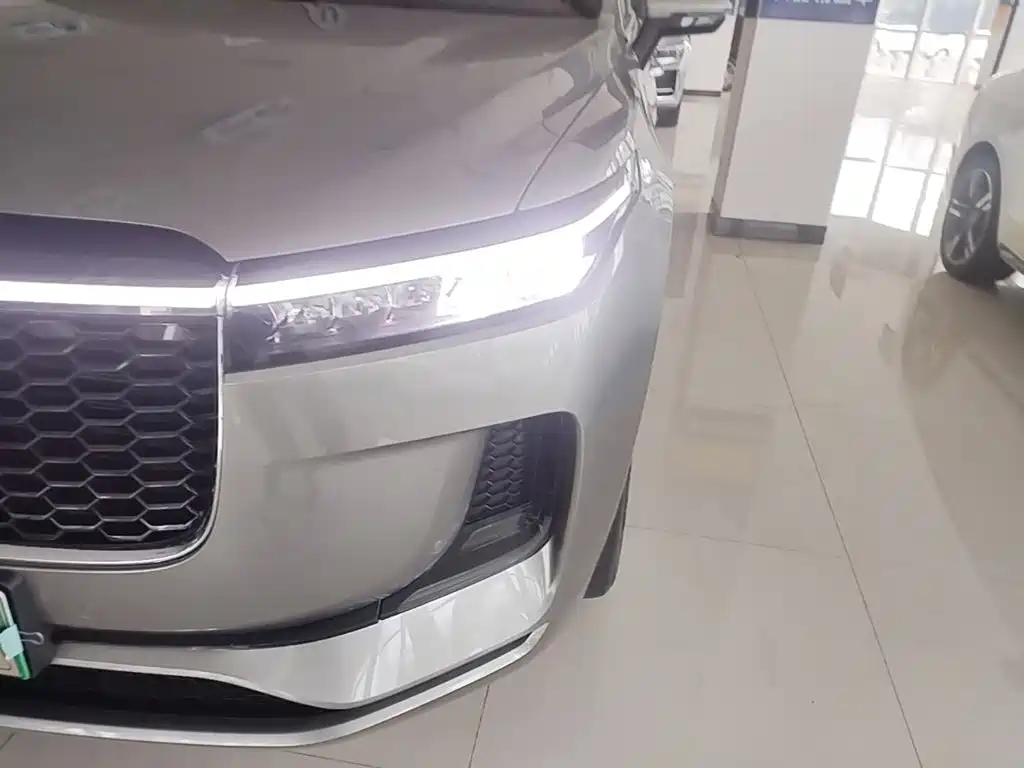 Li Auto Li ONE — миниатюра 24