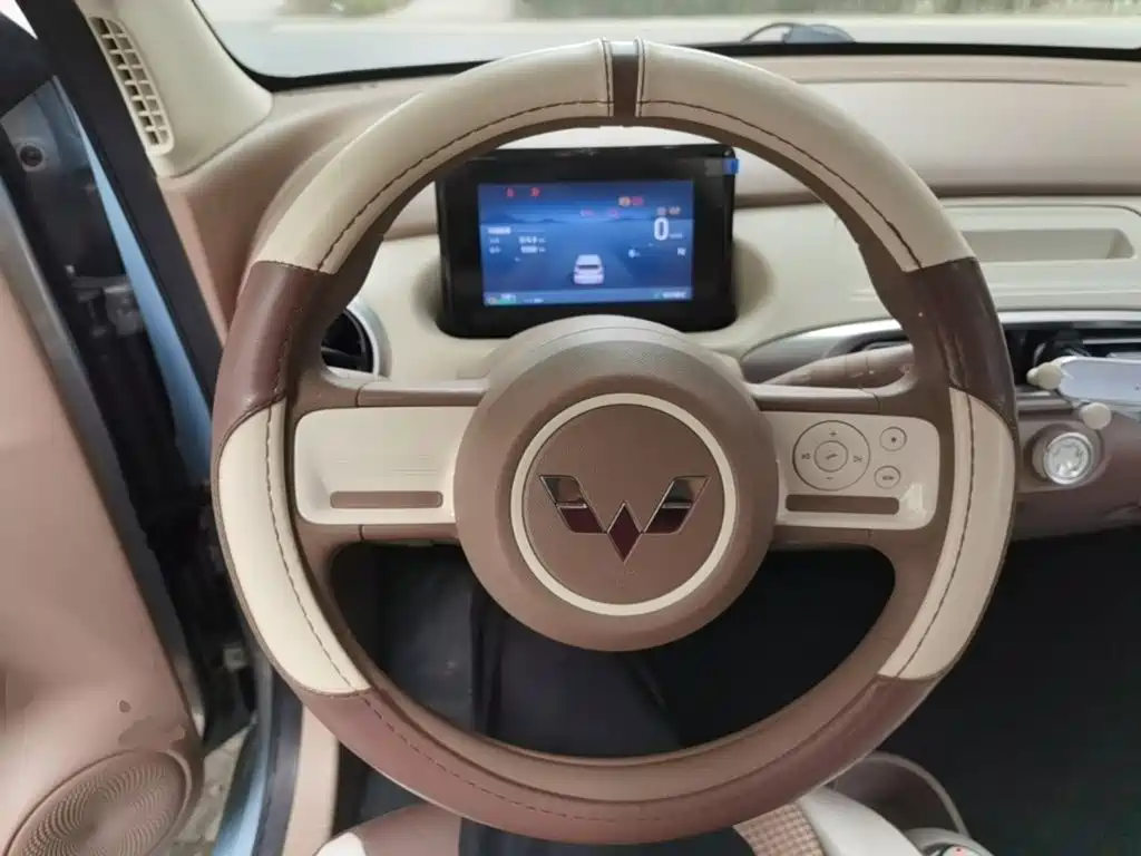 Wuling MINIEV — миниатюра 11