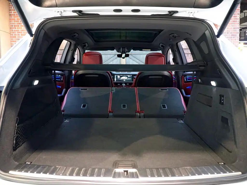 Porsche Cayenne — миниатюра 21