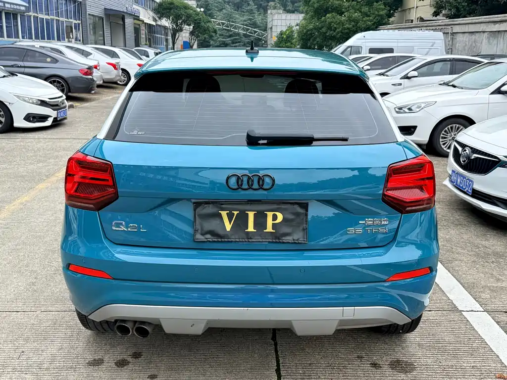 Audi Q2L — миниатюра 5