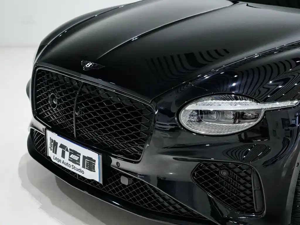Bentley Continental PHEV — миниатюра 9