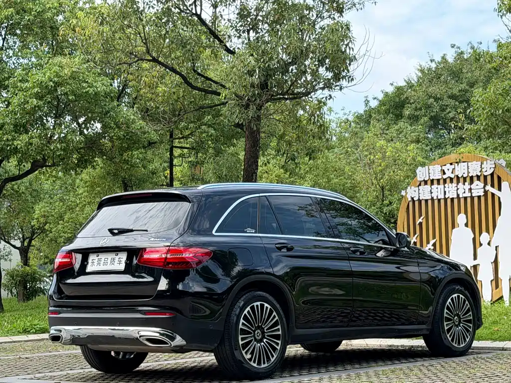 Mercedes-Benz GLC — миниатюра 9