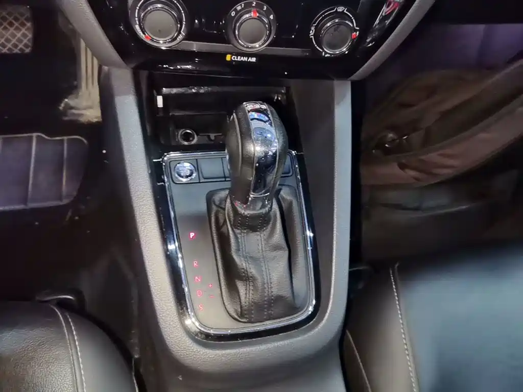 Volkswagen Sagitar — миниатюра 14