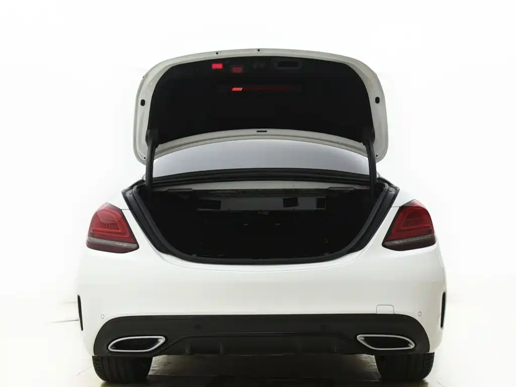 Mercedes-Benz C-Class — миниатюра 19