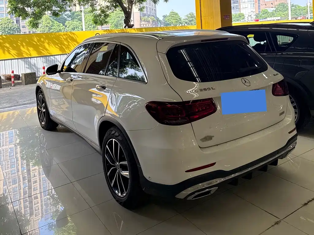 Mercedes-Benz GLC — миниатюра 9