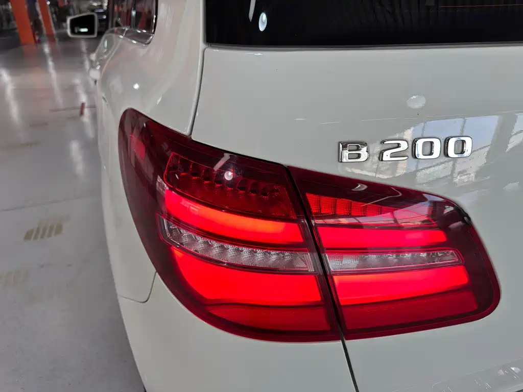 Mercedes-Benz B-Class — миниатюра 23