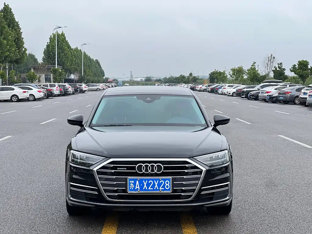 Audi A8 — миниатюра 2