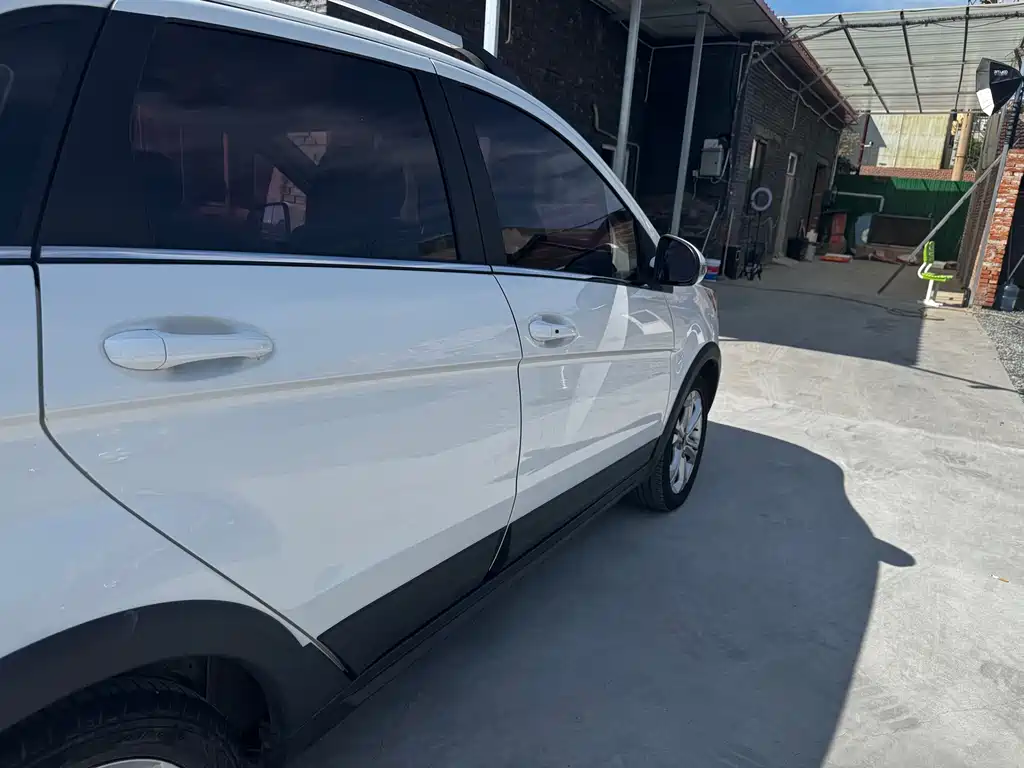 BAIC New Energy EX — миниатюра 4