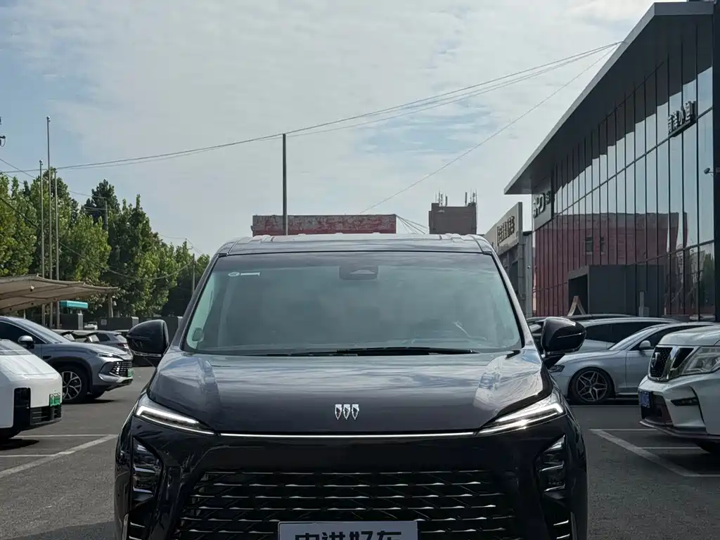 Buick GL8 Hybrid
