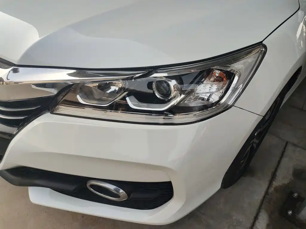 Honda Accord — миниатюра 24