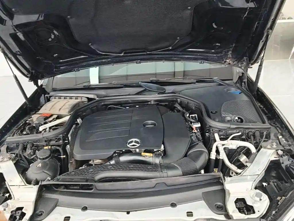 Mercedes-Benz E-Class — миниатюра 20