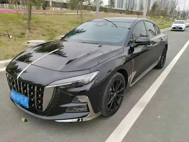 2023 Hongqi H6