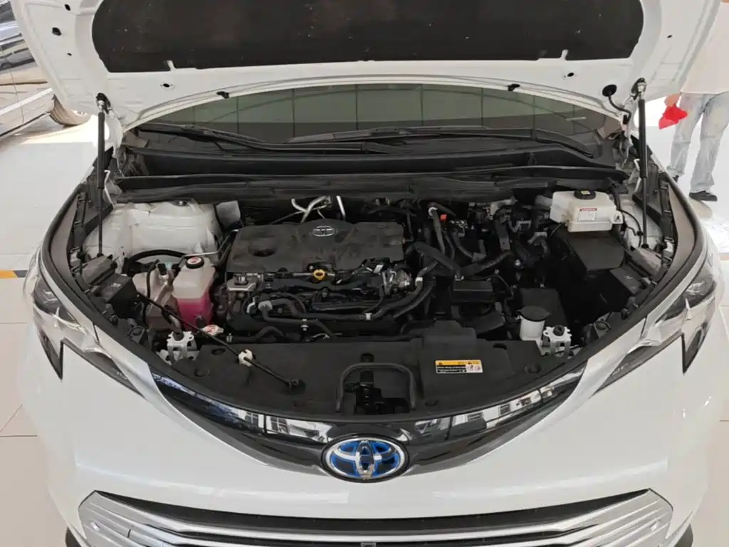Toyota Sienna — миниатюра 20
