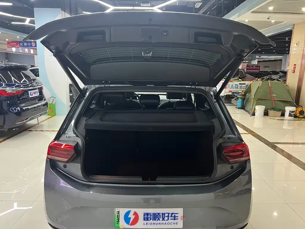 Volkswagen ID.3 — миниатюра 6