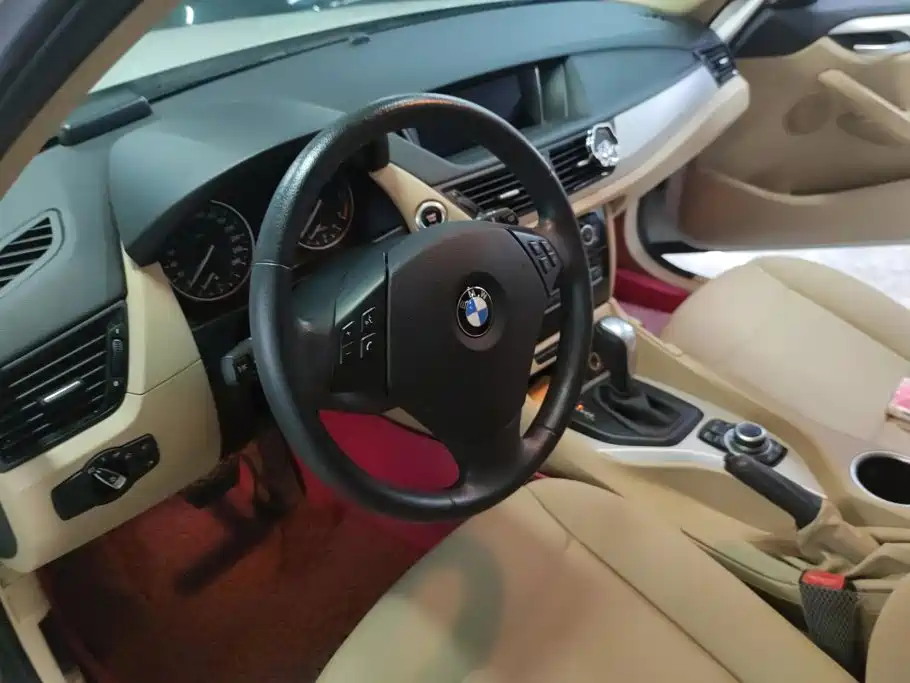 BMW X1 (Import) — миниатюра 15