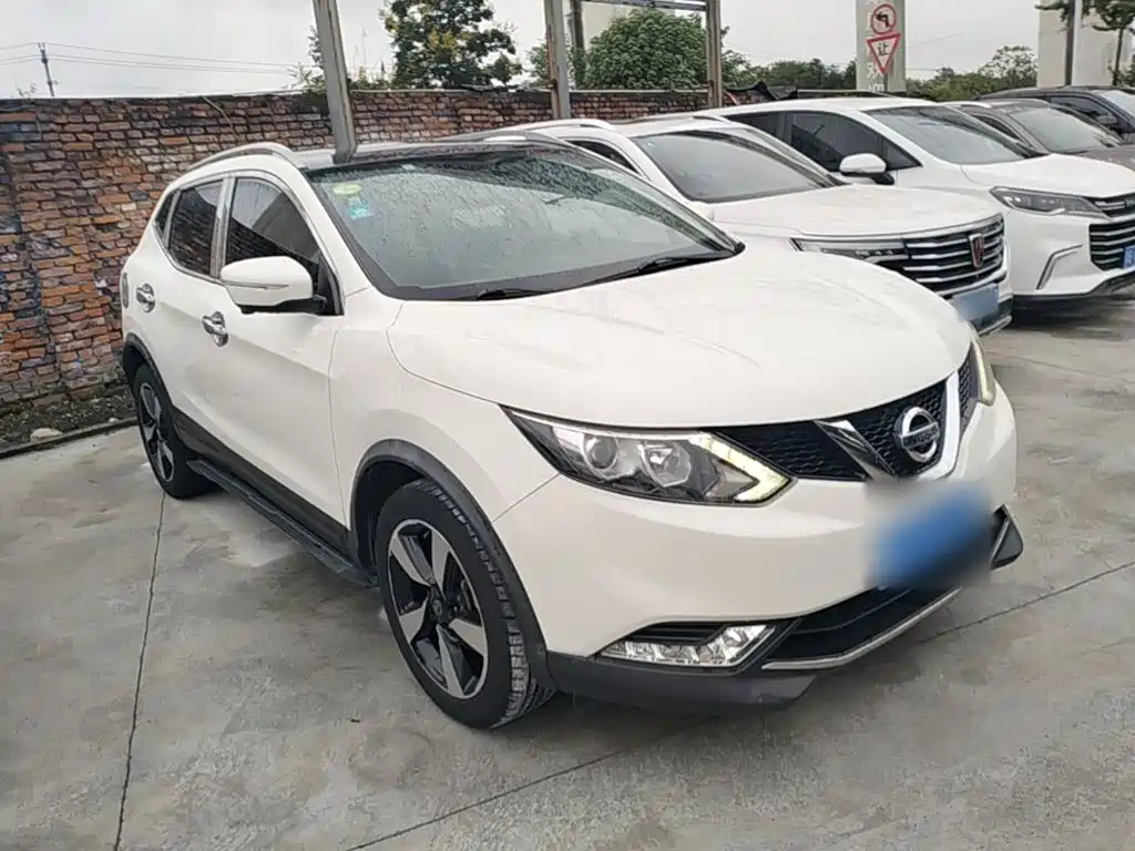 Nissan Qashqai — миниатюра 4