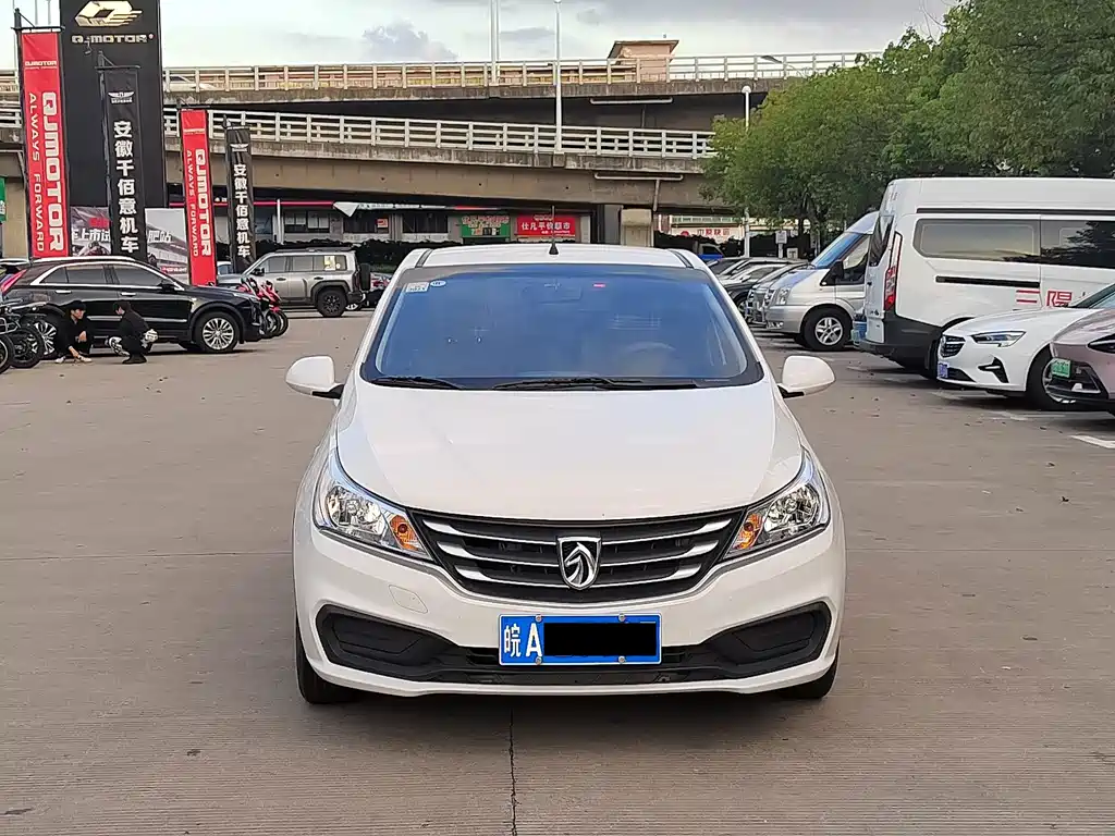 Baojun 310 — миниатюра 2