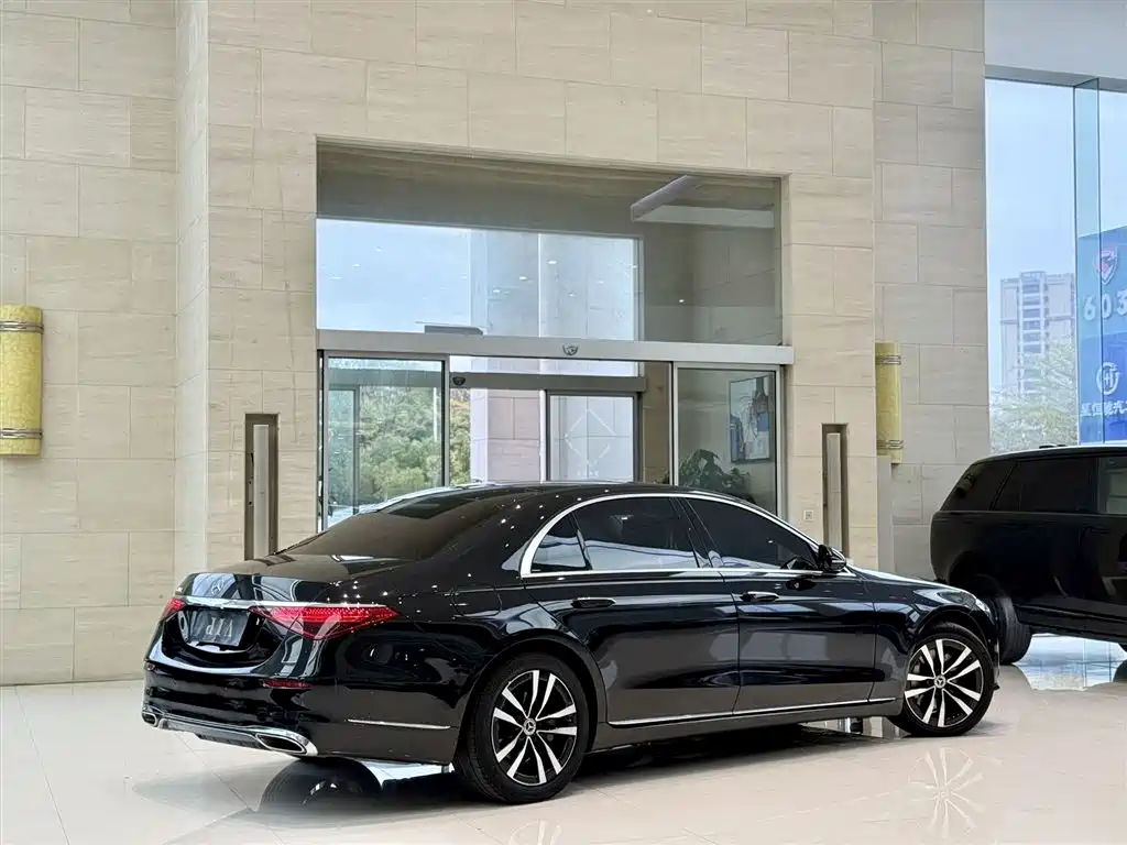 MERCEDES-BENZ S CLASS
