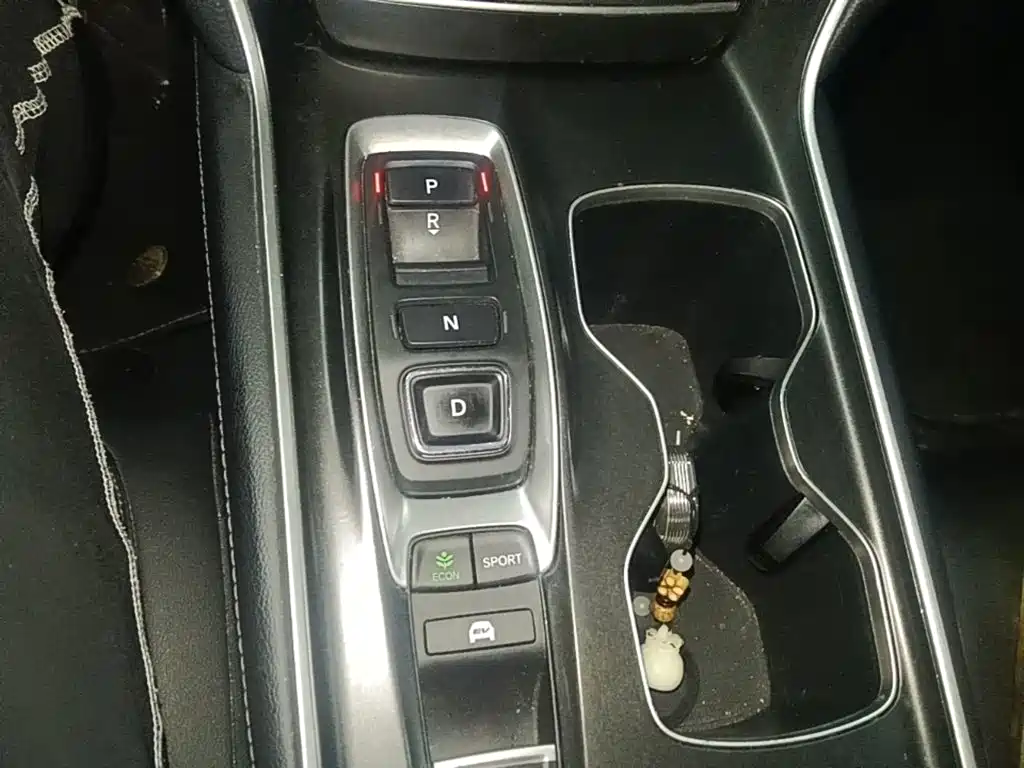 Honda Accord — миниатюра 14