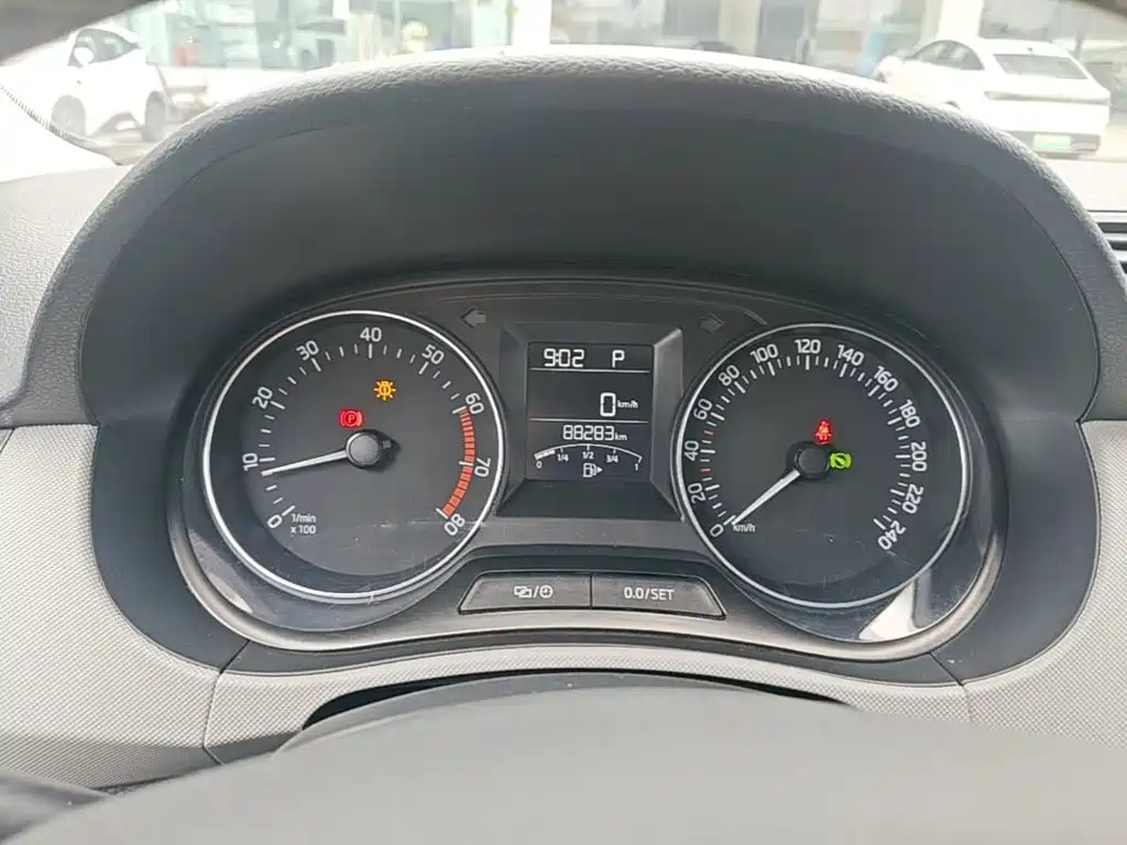 Skoda Fabia — миниатюра 12