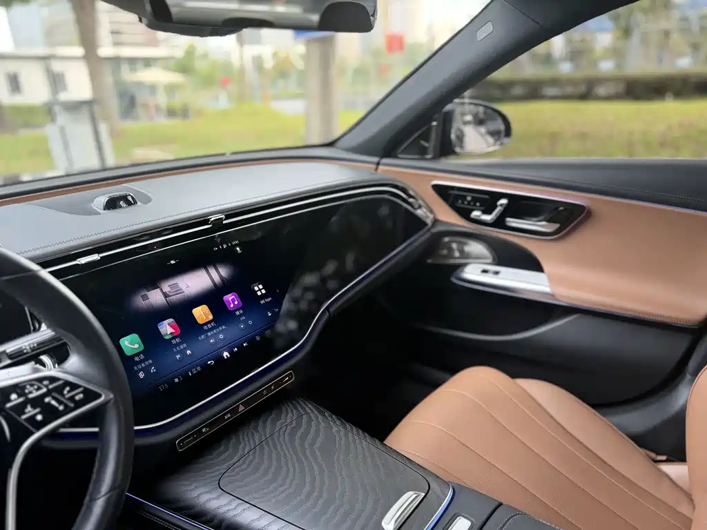Mercedes-Benz E-Class (Import) — миниатюра 13