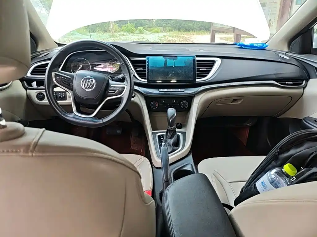Buick Excelle — миниатюра 10