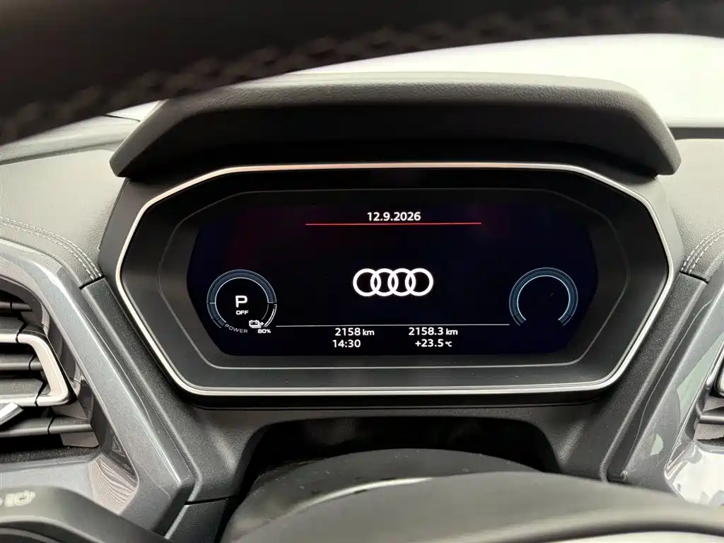 Audi Q4 e-tron — миниатюра 18