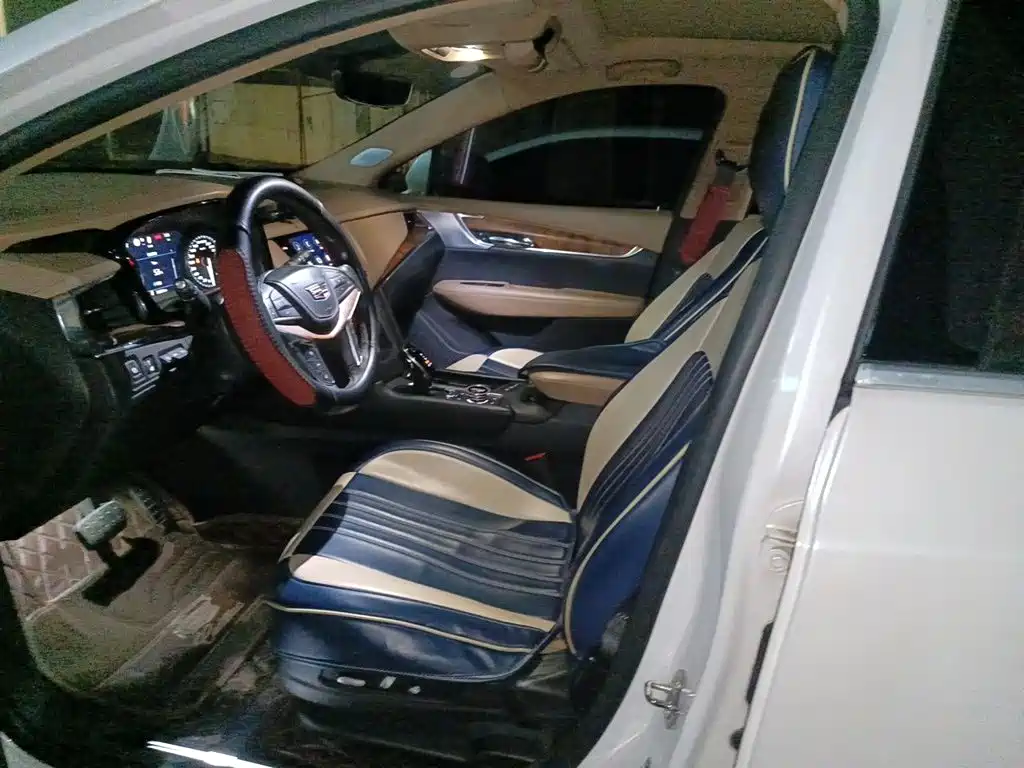 Cadillac XT5 — миниатюра 16