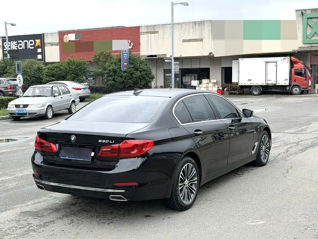 BMW 5 Series 5 2018 530Li Premium Luxury