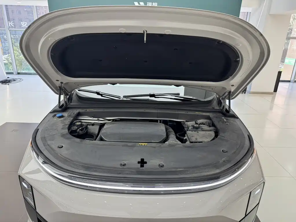 Li Auto Li L6 — миниатюра 4