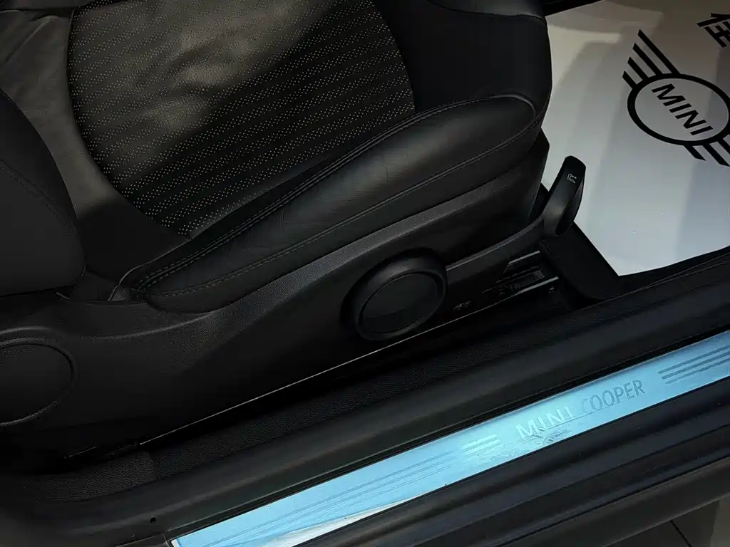 MINI Mini Coupe — миниатюра 25