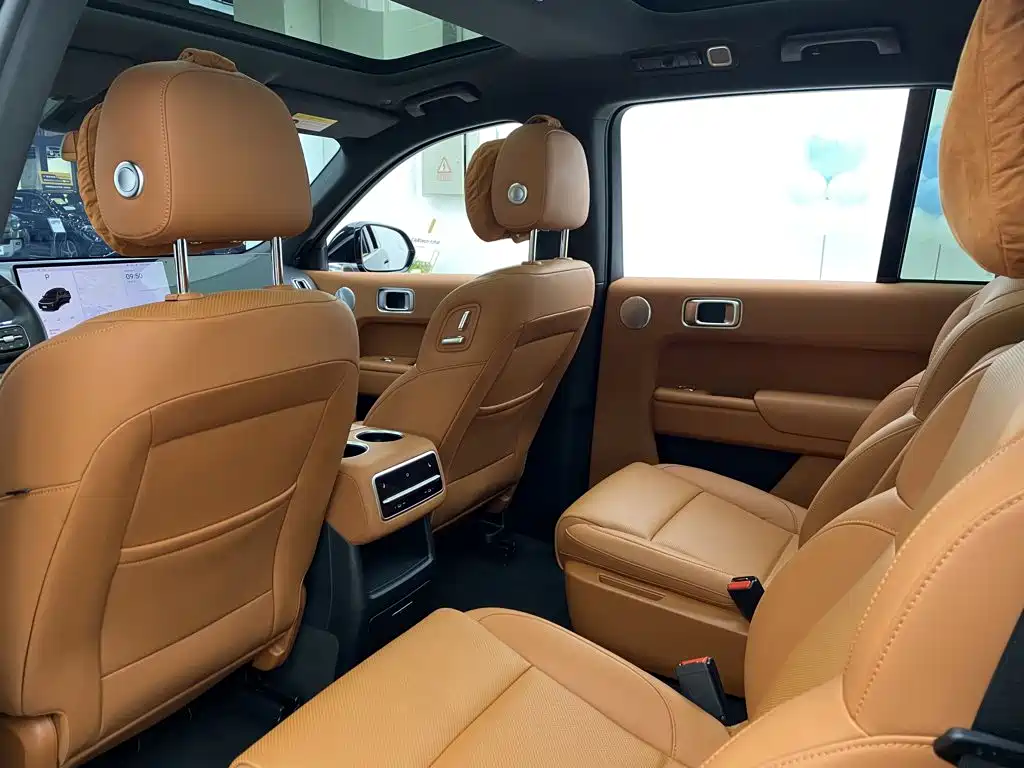 Li Auto Li L8 — миниатюра 32