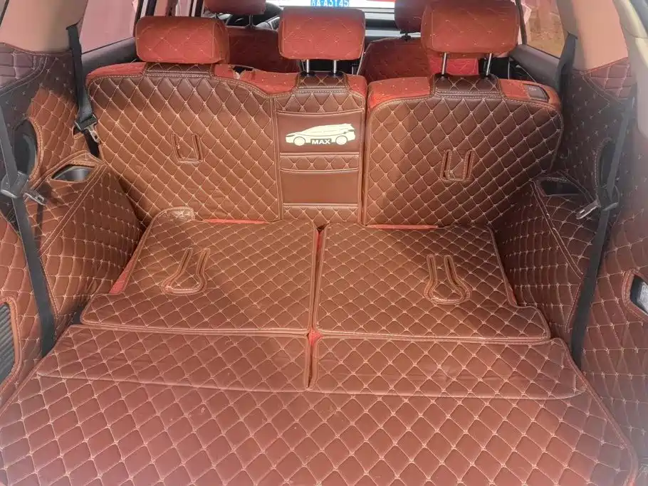 BYD MAX — миниатюра 3