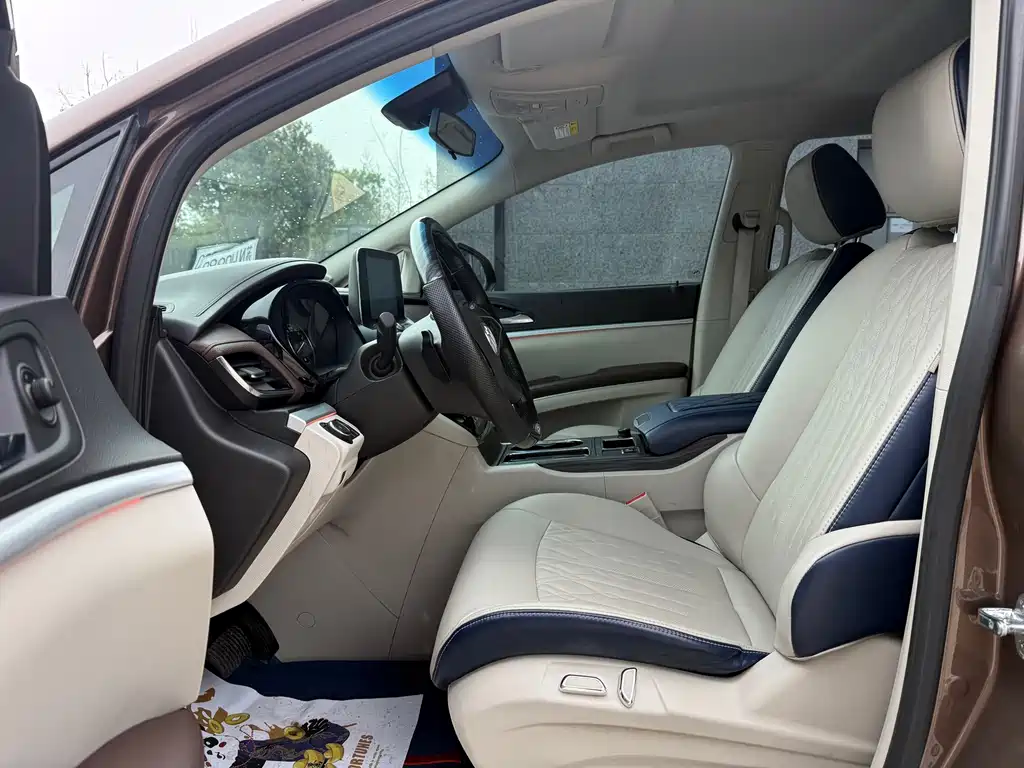 Buick GL8 2021 652T Comfort