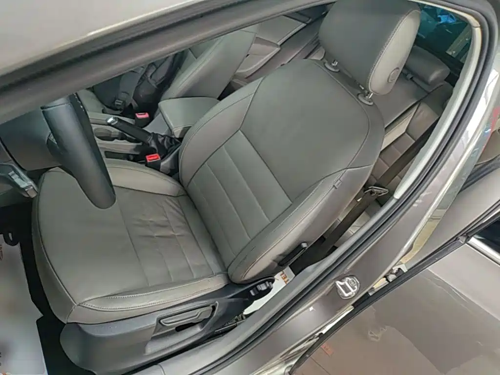 Skoda Octavia — миниатюра 15