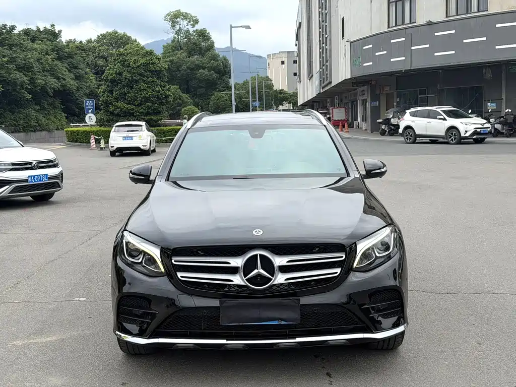 Mercedes-Benz GLC 2017 GLC 260 4MATIC