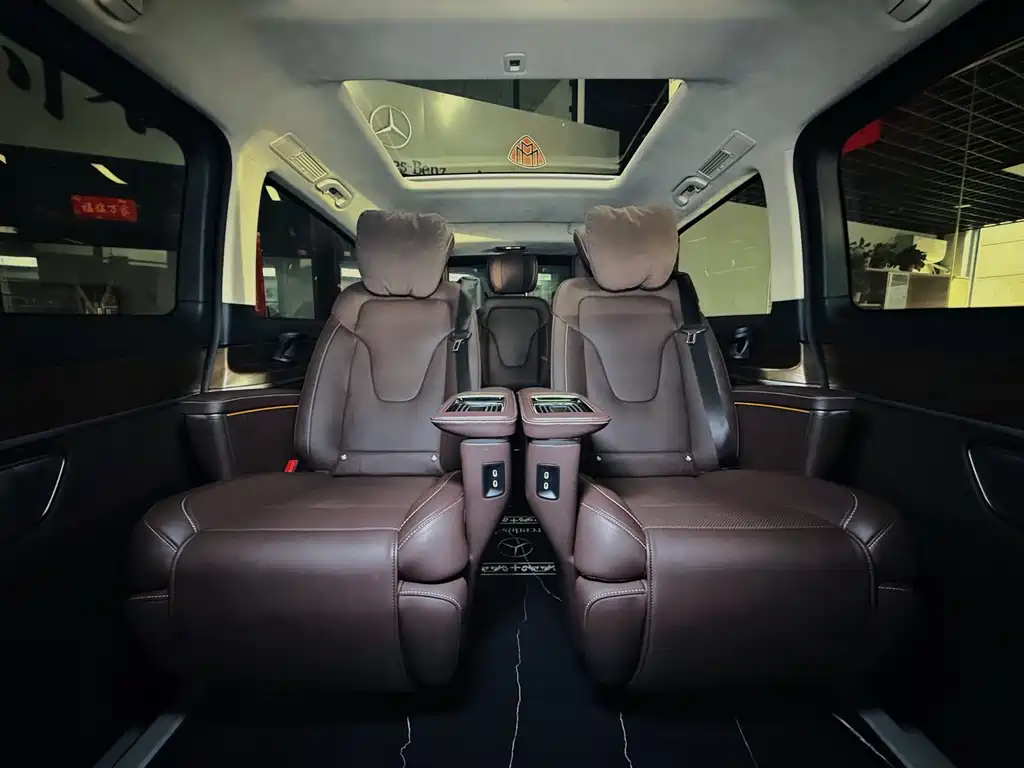 Mercedes-Benz V-Class — миниатюра 8
