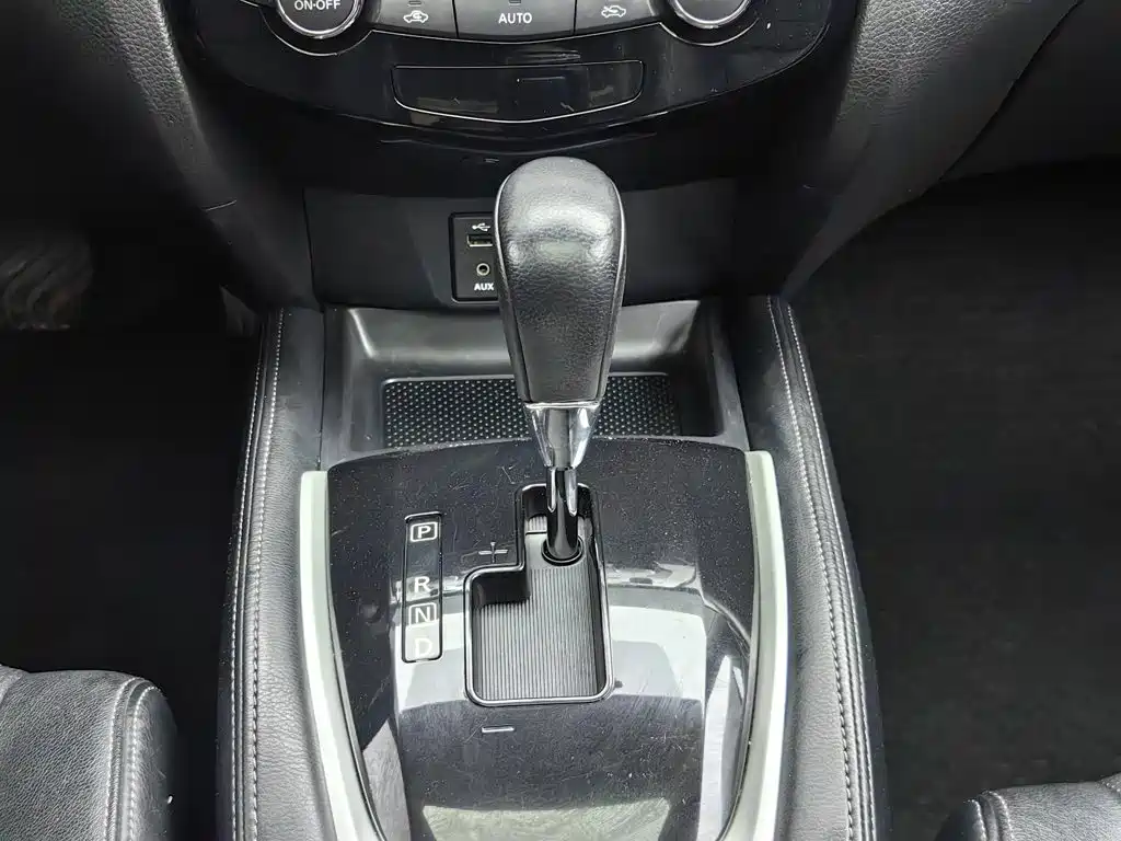 Nissan X-Trail — миниатюра 13