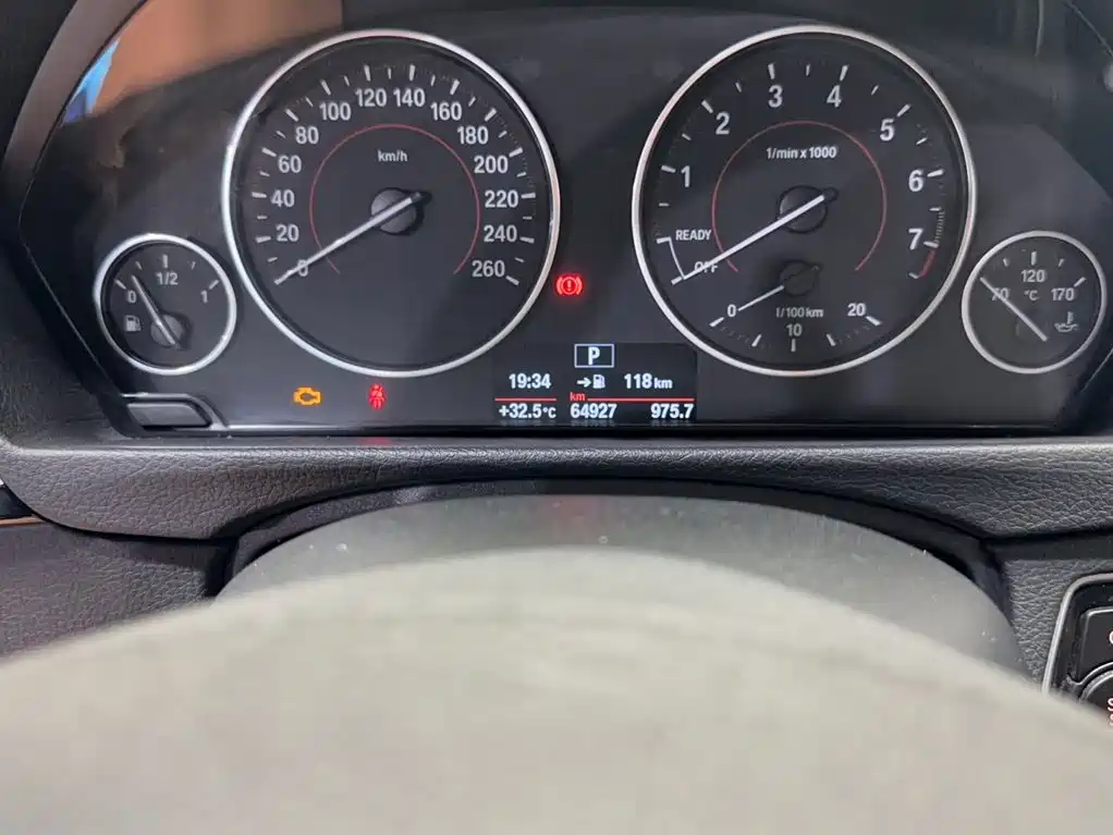 BMW 3 Series — миниатюра 10