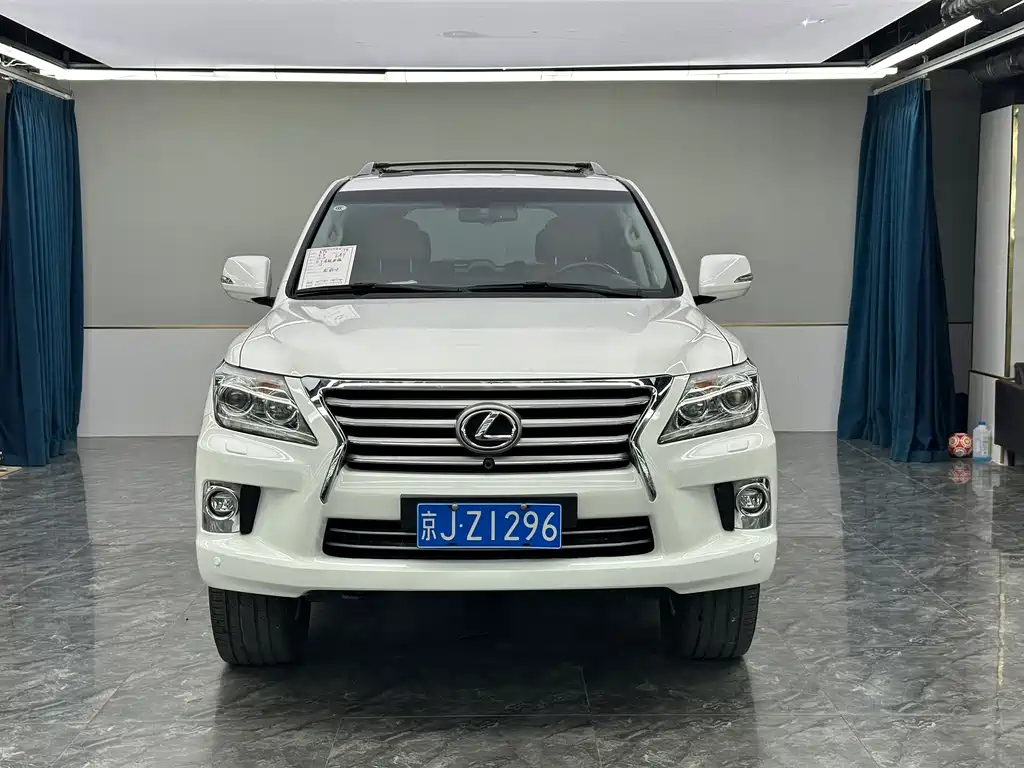 Lexus LX — миниатюра 2