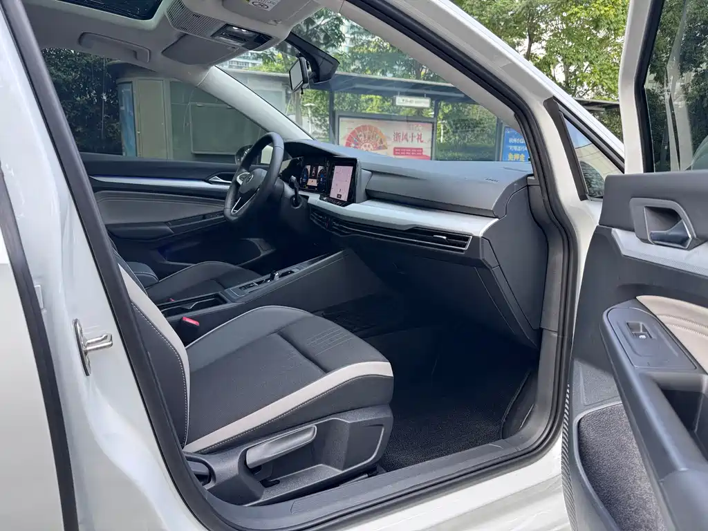 Volkswagen Golf — миниатюра 13