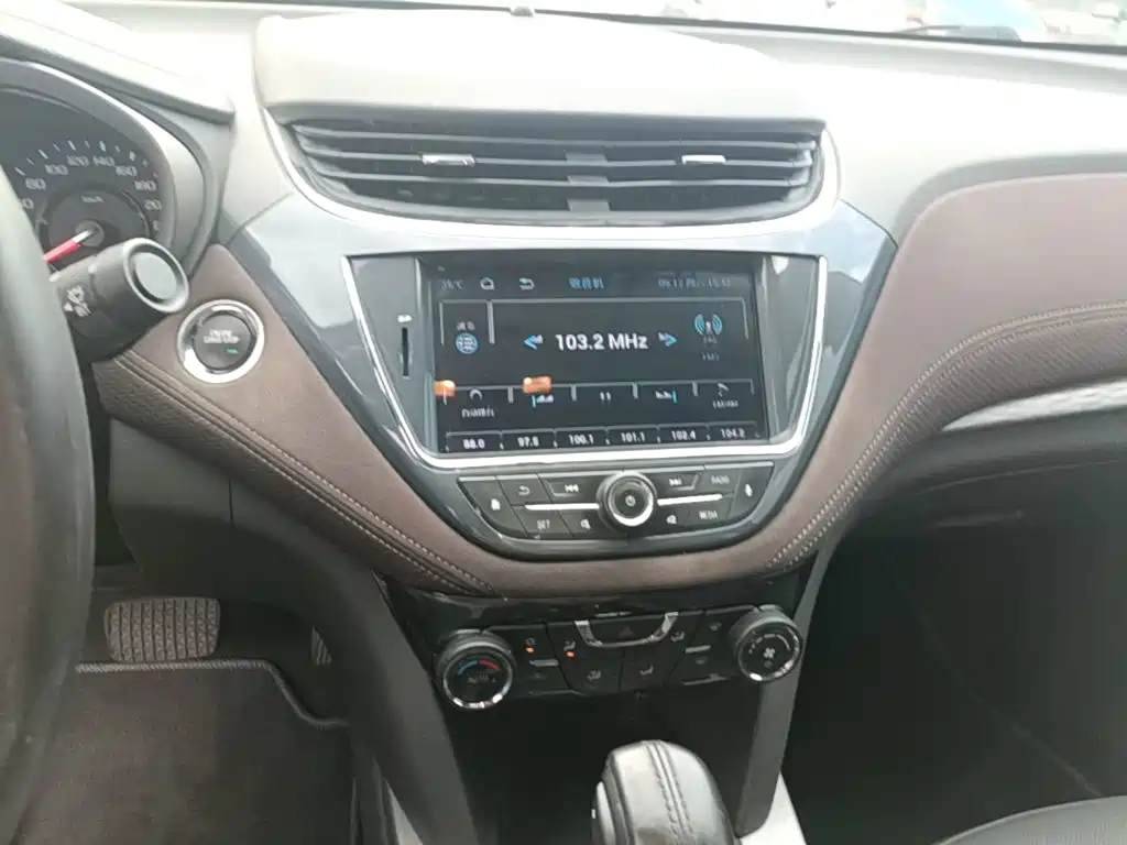 Chevrolet Malibu — миниатюра 13