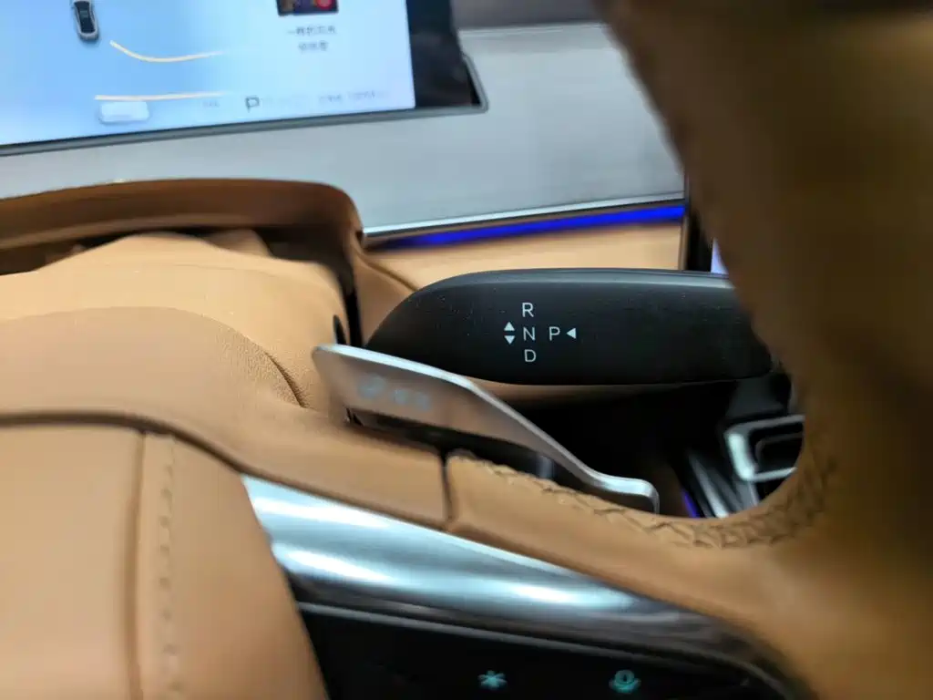 BYD Han L — миниатюра 14