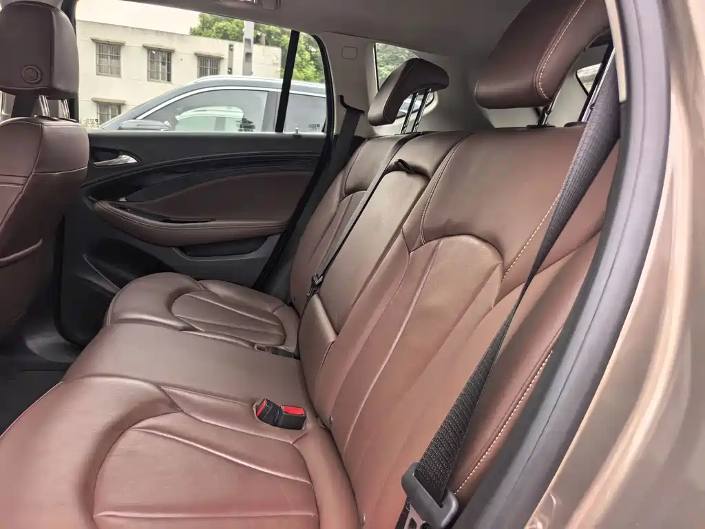 Buick Envision Plus — миниатюра 17