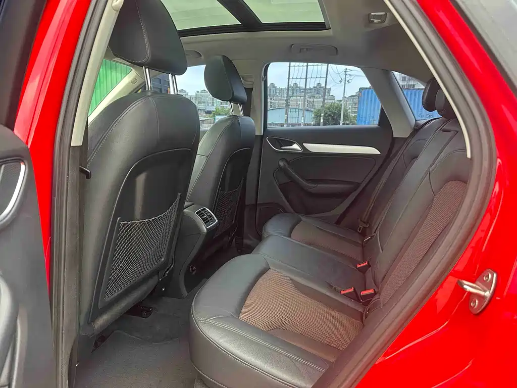 Audi Q3 — миниатюра 5