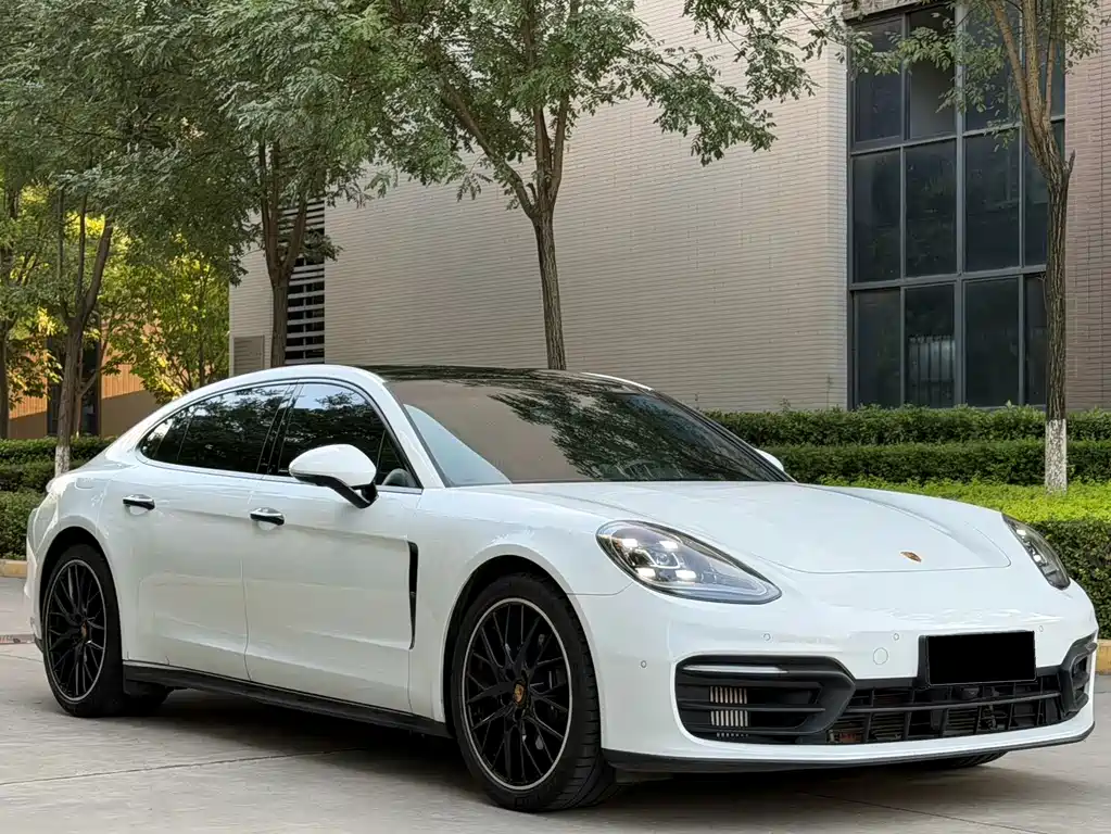 Porsche Panamera — миниатюра 4