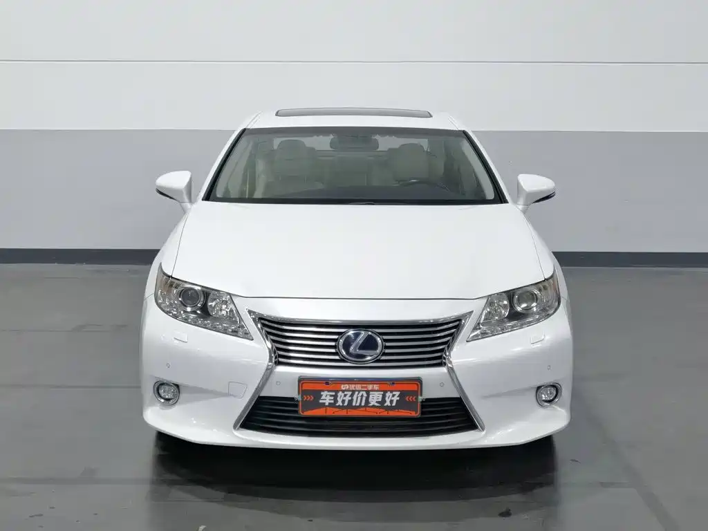 Lexus ES — миниатюра 3