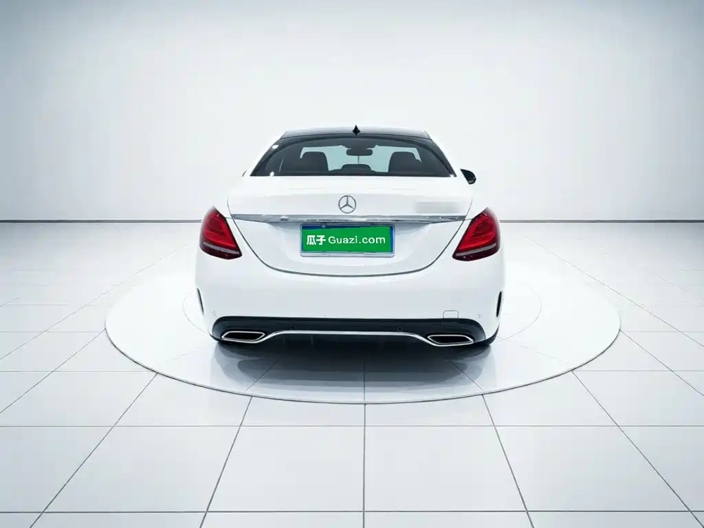 Mercedes-Benz C-Class — миниатюра 5